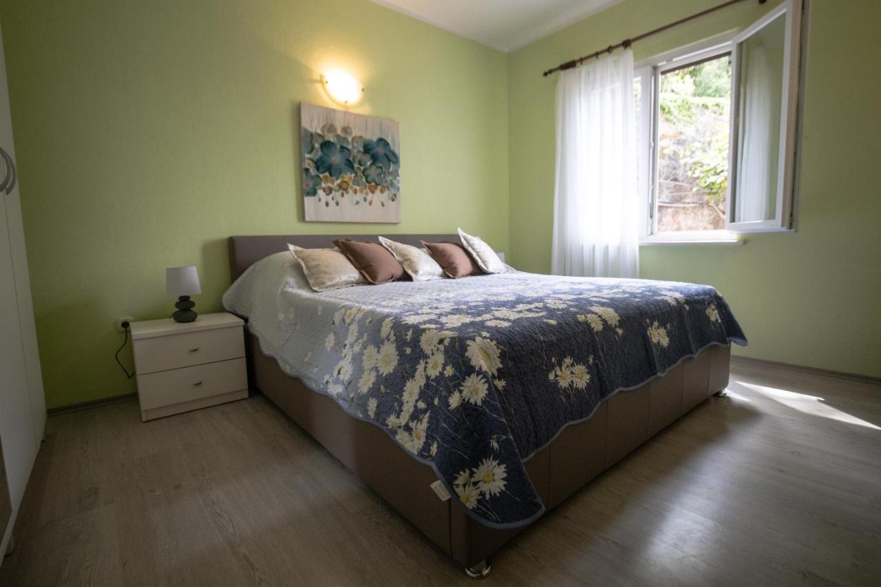 Apartment Jelena 몰루나트 외부 사진